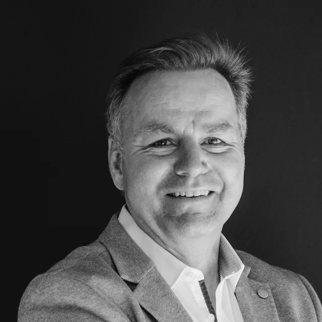 Ralf Buschnakowski, Vermietung und Verwaltung